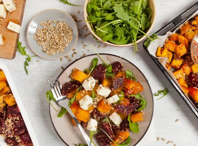 Šalát z pečenej tekvice a cvikly