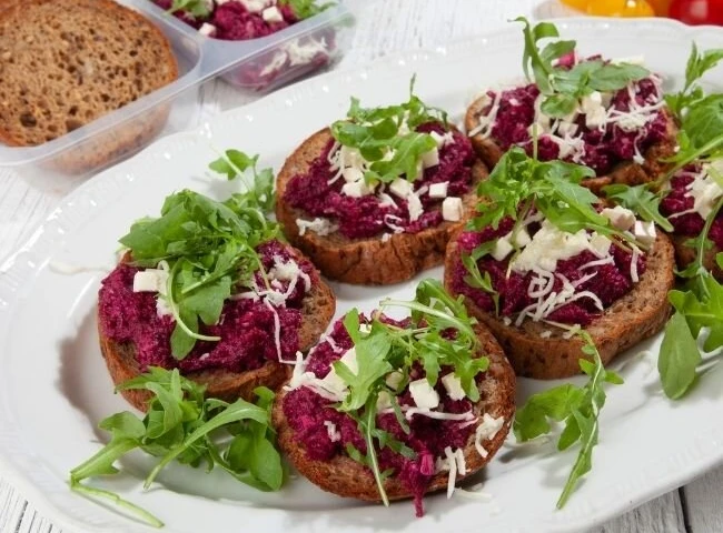 Cviklovo jablková nátierka