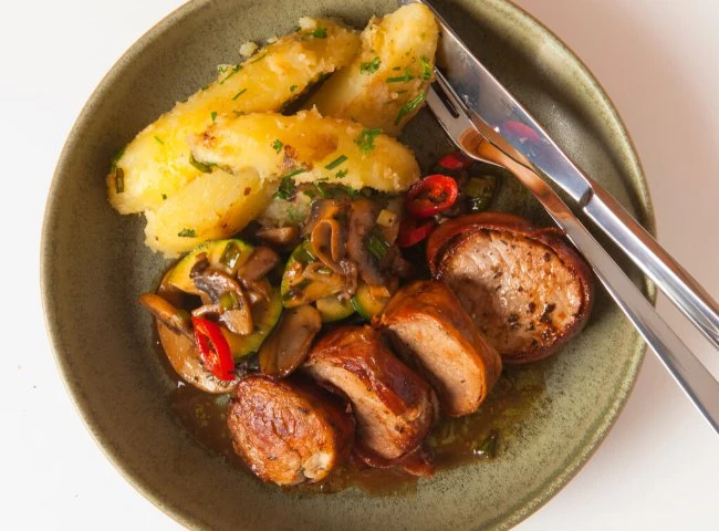 Bravčová panenka v tirolskom špeku